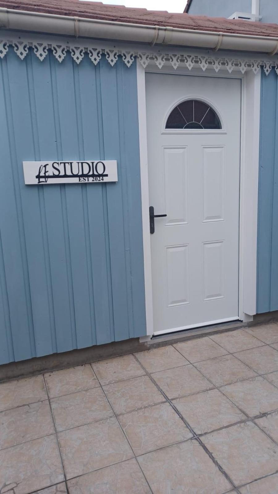Le Studio Aubervilliers Exterior photo